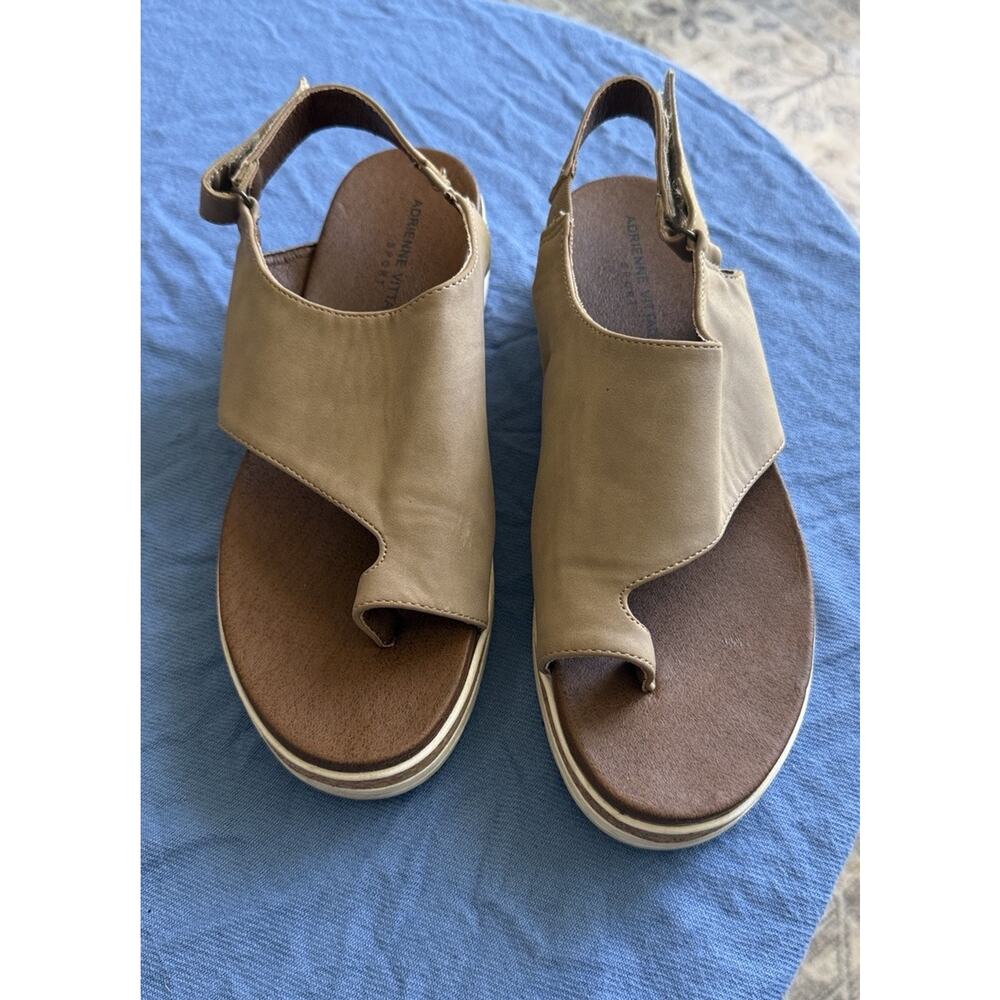 Adrienne Vittadini Sport Tan Slingback Sandal Wedge Platform Comfort Neutral 9